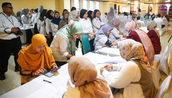 Dukung Program Satu Juta Vaksin Kanker Serviks, Setjen DPD RI Adakan Vaksinasi HPV