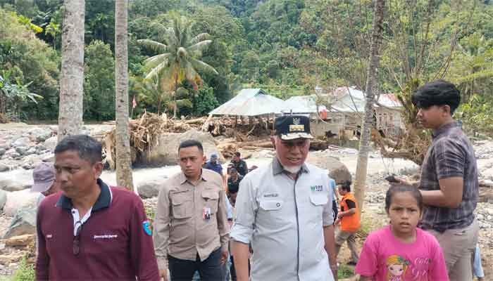 Gubernur Sumbar Tinjau Dampak Bencana di Nagari Pancuang Taba Pesisir Selatan