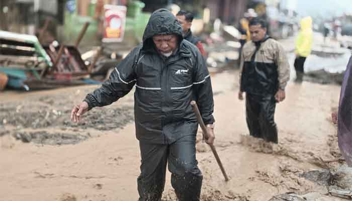 Gubernur Sumbar, Mahyeldi tinjau lokasi terdampak banjir bandang susulan di Nagari Maninjau, Kabupaten Agam