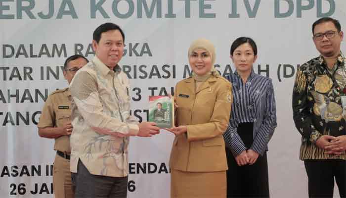 Rapat Penyerapan Aspirasi Komite IV DPD RI terkait Revisi Undang-Undang Nomor 3 Tahun 2014 Tentang Perindustrian bersama pengelola dan pemerintah daerah Kendal Jawa Tengah, sultan baktiar najamudin sebut kek efektif mendorong pertumbuhan ekonomi