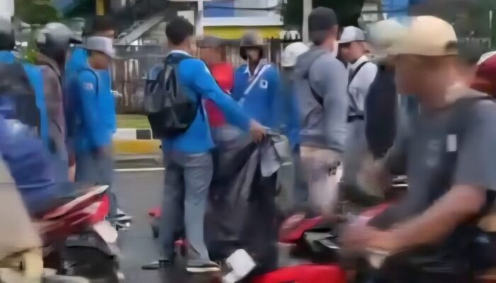 Jalan Rusak Akibatkan Kecelakaan Tunggal Hingga Tewas di Matraman Jakarta Timur