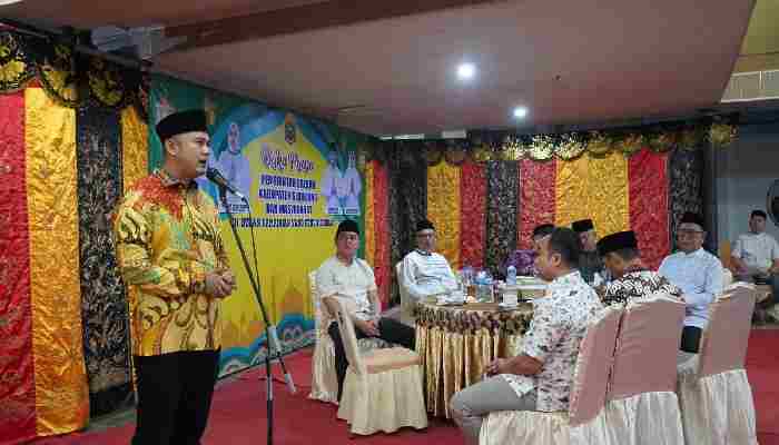 Bupati Benny Dwifa Yuswir menggelar buka puasa bersama Tim Safari Ramadan (TSR) 2026 Kabupaten Sijunjung di Rumah Dinas Bupati