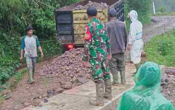 Satgas TMMD ke-127 Pasang Box Culvert di Desa Cipelah