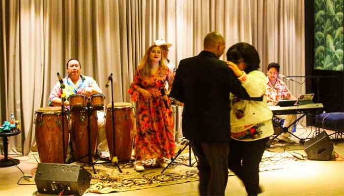 Ngabuburit Komunitas Salsa Jakarta Dansa