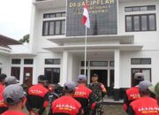 Satgas TMMD ke-127 Adakan Pelatihan PBB dan Pembinaan Anggota Linmas Desa Cipelah