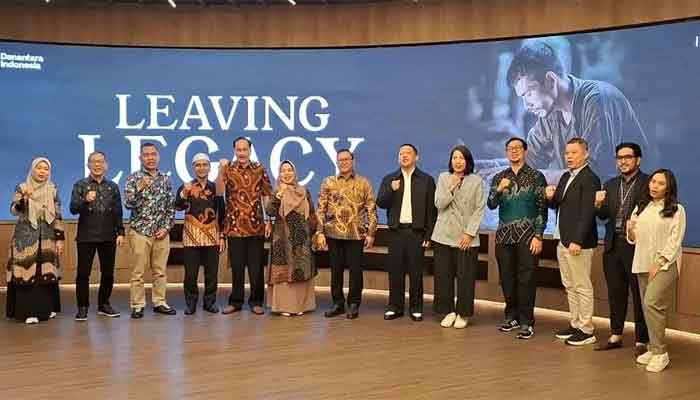 Wali Kota Bukittinggi bersama sejumlah Kepala SKPD dan juga konseptor 100 Tahun Jam Gadang, Arif Malin Mudo, bertemu dengan pimpinan PT. Aviasi Pariwisata atau dikenal dengan InJourney