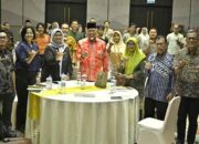 Seminar Nasional Tata Kelola Lingkungan Berbasis Kearifan Lokal Nagari bertema “Batulak ka Rimbo, Balinduang ka Adat”, di Hotel Santika Padang