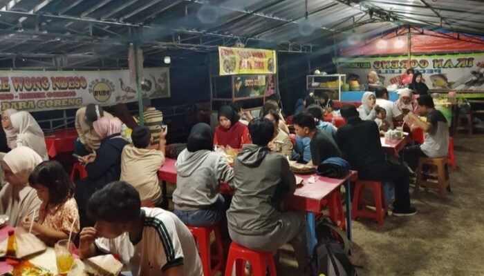 Sambel Nagih! Warung Bu’De Wong Ndeso Jadi Buruan Kuliner di Sentul