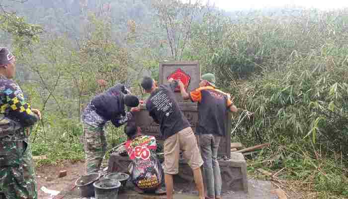 Lambang Semangat Membangun Desa, Pembuatan Tugu TMMD Ke-127 di Cipelah Capai 80 Persen