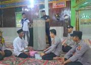 Polsek Sanga Desa Salurkan Alquran, Ambal dan Mukenah ke Masjid Nurul Iman Ngulak
