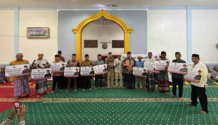 Anggota DPRD Sumbar, Muchlis Yusuf Abit salurkan bantuan Rp460 Juta untuk 11 Rumah Ibadah