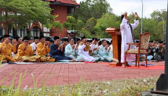 Hadapi Kekeringan, Pemkab Bintan Laksanakan Salat Istisqa' 1 Pemkab Bintan Laksanakan Salat Istisqa