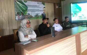 Satgas TMMD Ke-127 Kodim 0624/Kabupaten Bandung gelar Sosialisasi Administrasi Kependudukan di Desa Cipelah