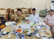 Suasana berbuka puasa bersama insan pers di rumah dinas Wali Kota Payakumbuh
