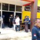 Berbagi parcel Lebaran di lingkungan Polres Muba