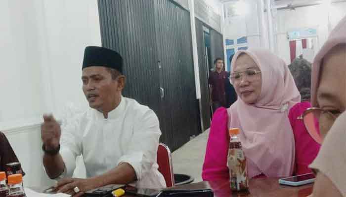 Bupati Solok, Jon Firman Pandu saat Buka Puasa Bersama Awak Media