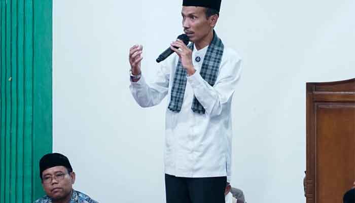 Wabup Solok Selatan, H Yulian Efi saat safari ramadan ke Masjid At Taqwa Jorong Sungai Cupak, Nagari Dusun Tangah, Kecamatan Sangir Batang Hari