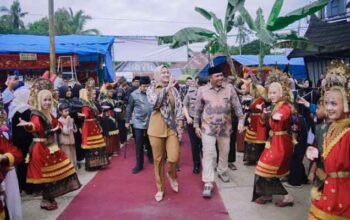 Bupati Dharmasraya, Annisa Suci Ramadhani hadiri Alek Nagari Tebing Tinggi