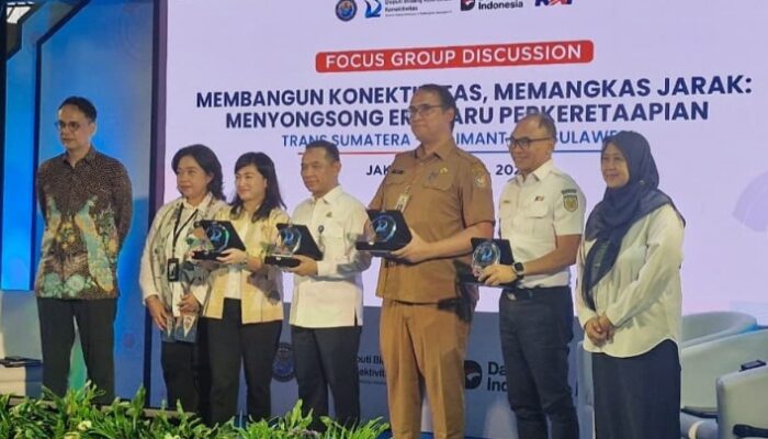 Kemendagri Tegaskan Dukungan terhadap Pembangunan Jaringan KA Trans SKS