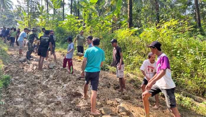 Estafet Batu Pembangunan Jembatan Garuda dalam TMMD ke-128