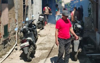 Respons Lamban, Warga Kampung Sawah Indah Lakukan Fogging Mandiri Usai Anak Terjangkit DBD