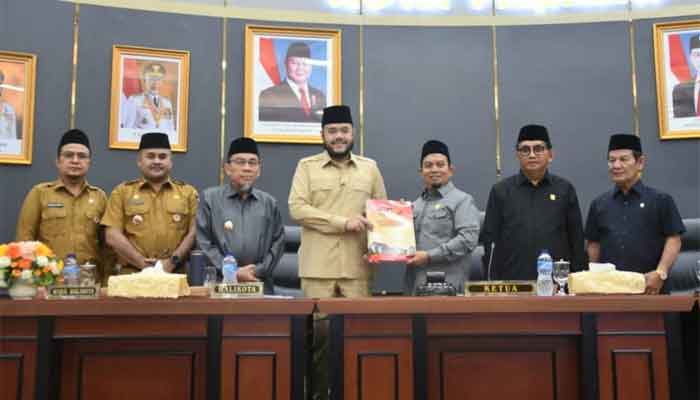 Setujui LKPJ Wali Kota Tahun 2025, DPRD Kota Padang Berikan Beberapa Rekomendasi