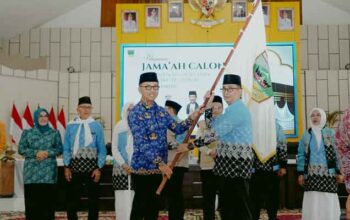 Bupati Khairunas saat Pelepasan Jemaah Haji Solok Selatan