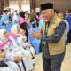 Gubernur Sumbar Lepas Keberangkatan 384 Calon Jemaah Haji Kloter 1 Embarkasi Padang ke Madinah