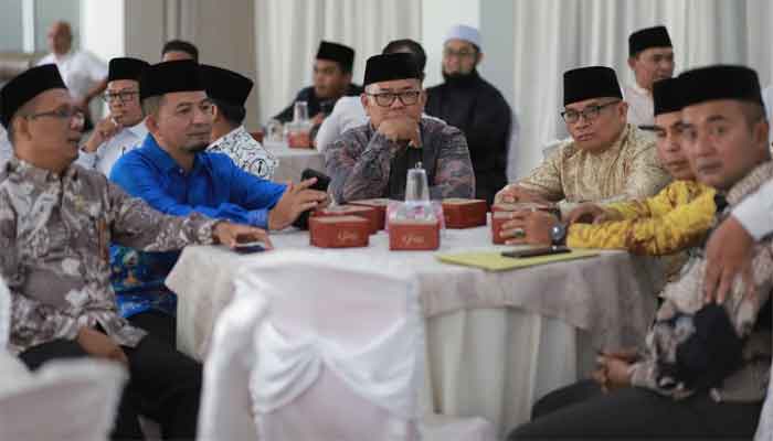Halal Bihalal dengan para pemuka agama, ulama, mubaliq dan para pimpinan pondok pesantren se Kota Solok