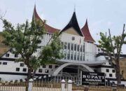 Pemkab Sijunjung Terapkan Sistem Kerja Fleksibel WFO dan WFH