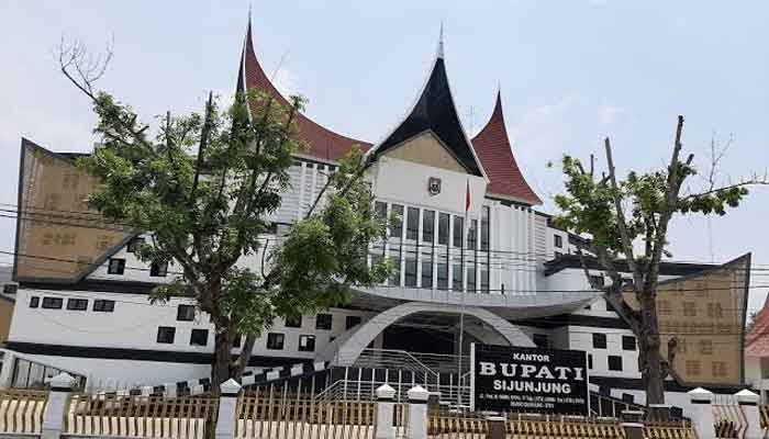 Pemkab Sijunjung Terapkan Sistem Kerja Fleksibel WFO dan WFH