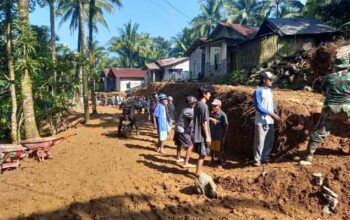 Pembangunan Jalan TMMD ke-123 Dipercepat dengan Metode Tangan ke Tangan