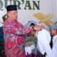 Wawako Payakumbuh, Elzadaswarman saat wisuda tahfiz 102 Santri Perguruan Islam Darussalam