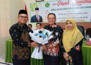 Acara Perpisahan Dedi Wandra dengan Jajaran Kemenag Kota Sawahlunto Berlangsung Penuh Haru