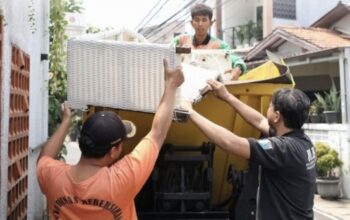 DLH DKI Buka Layanan Angkut Sampah Besar Gratis, Warga Bisa Buang Kasur dan Sofa Bekas Secara Online