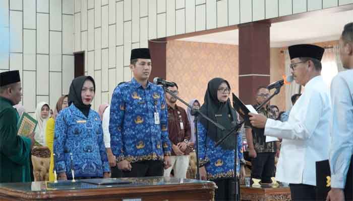 Bupati Solok Selatan Lantik 3 Pejabat Administrator