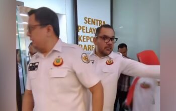 Ikatan Keluarga Minangkabau Akhirnya Laporkan Abu Janda ke Bareskrim Terkait Ucapan ‘Suku Barbar’ 3 GridArt 20260528 0043452331