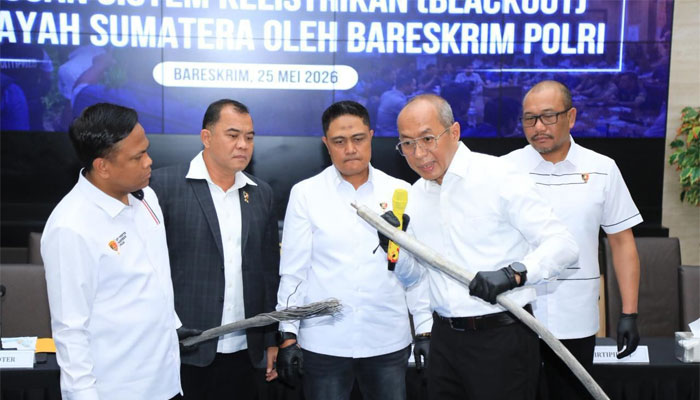 Hasil Investigasi Awal Blackout Sumatera, Bareskrim Polri Pastikan Tidak Ada Unsur Sabotase 1 Bareskrim Polri bersama PT PLN (Persero) menyampaikan hasil investigasi awal terkait gangguan sistem kelistrikan atau blackout yang terjadi di sejumlah wilayah Sumatera