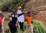 Bupati Pegunungan Arfak Tinjau Lokasi Banjir dan Longsor di Catubouw