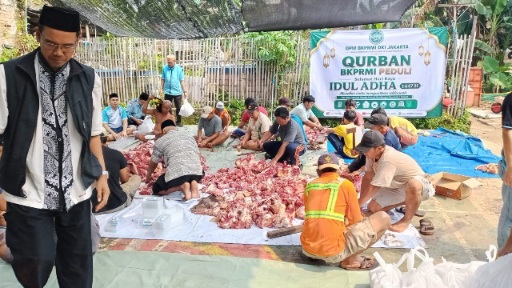 Jam’iyah Singapore bersama BKPRMI DKI Jakarta Salurkan Hewan Kurban untuk Warga Dhuafa 2 Jamiyah Singapore