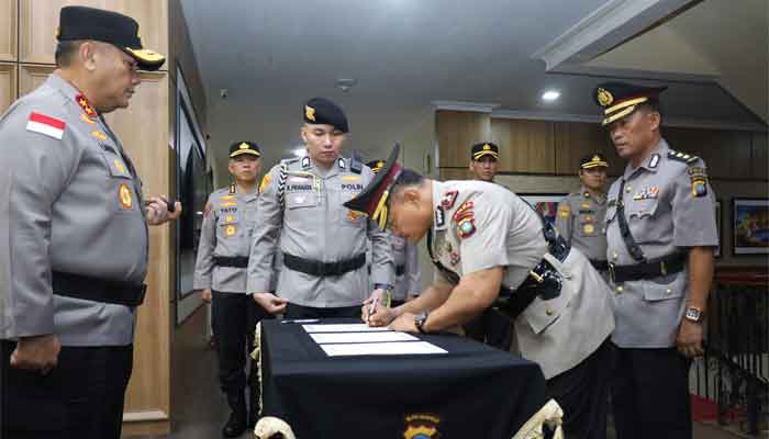 Kapolda Kepri Pimpin Upacara Serah Terima Jabatan Kepala SPKT