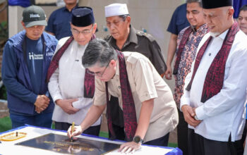 Menaker Resmikan Pemanfaatan Sumur Bor dan Fasilitas Wudhu Baru di Masjid Raya Balai Gadang Kota Padang 5 Menaker Resmikan Pemanfaatan Sumur Bor dan Fasilitas Wudhu Baru di Masjid Raya Balai Gadang Kota Padang