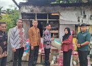 Pemkab Dharmasraya dan Baznas Salurkan Bantuan Korban Kebakaran Simpang Pogang Pulau Punjung