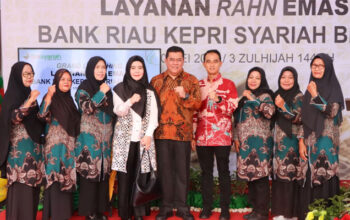 Sekda Bintan, Ronny Kartika resmikan Kantor Penyelenggara Rahn Emas BRKS Syariah Cabang Bintan
