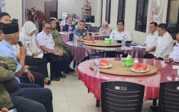Tindaklanjut Sengketa Lahan, Bupati Bintan Pimpin Rapat Perkembangan Pendataan Ulang Bangunan Masyarakat dan TNI AL di Tanjung Uban