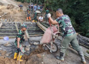 Satgas TMMD ke-128 bersama Warga Berpacu Wujudkan Jembatan Desa Krangean 10 Satgas TMMD ke-128 bersama Warga Berpacu Wujudkan Jembatan Desa Krangean