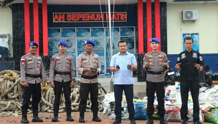 Satpolairud Polres Karimun gagalkan pengangkutan ilegal 9,5 Ton Timah