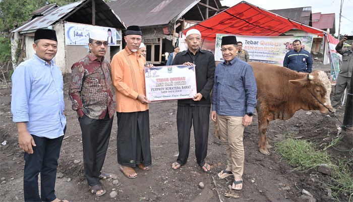 Pemprov Sumbar Tebar Qurban 140 Sapi dan 33 Kambing ke Berbagai Daerah