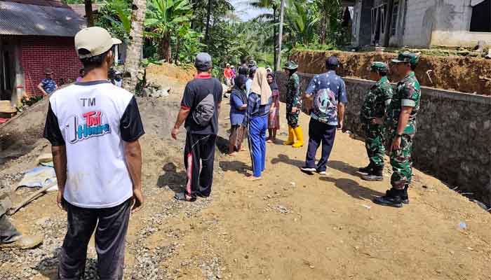 Kasiter Korem 071/WK Tinjau Progres Pembangunan TMMD ke-128 di Krangean