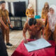 Wabup Dharmasraya, Leli Arni melantik Pejabat Administrator, Pengawas dan Kepala UPT Puskesmas